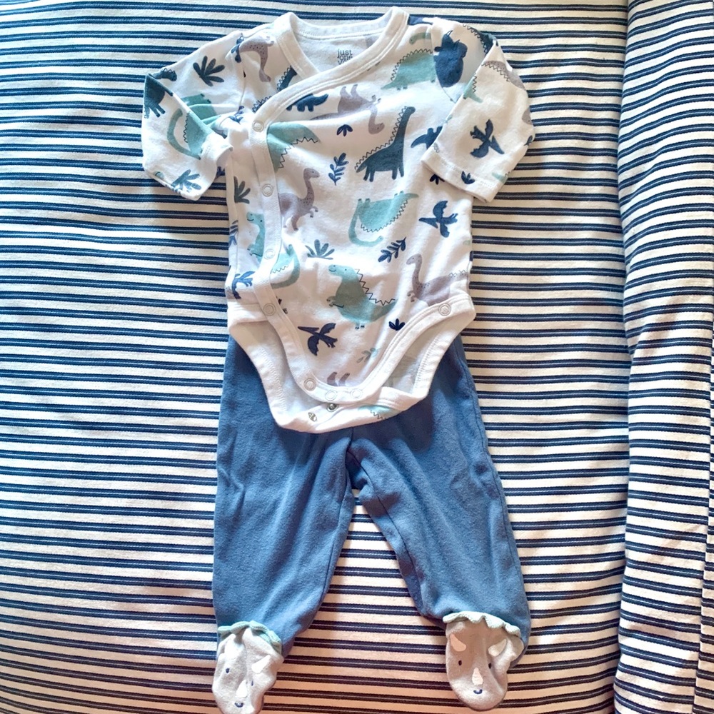 Carters Dino Set